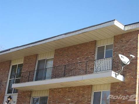 A nice sized balcony!