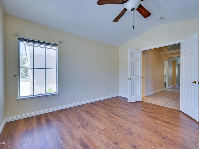 968 E Robindale Rd — Photo 51