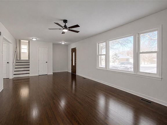 5th image of 14655 Gale Rd