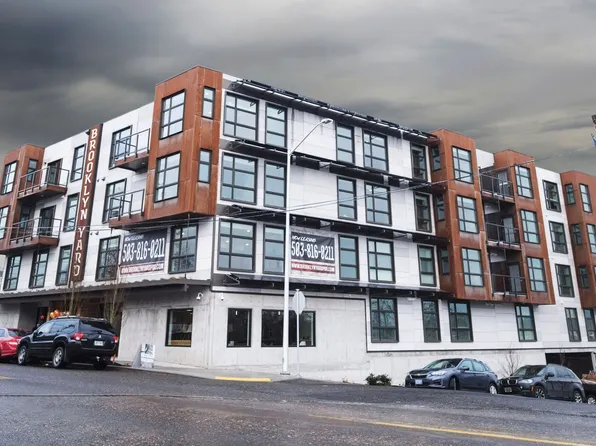 Brooklyn Yard Apartments, 4780 SE Milwaukie Ave APT 311, Portland, OR 97202