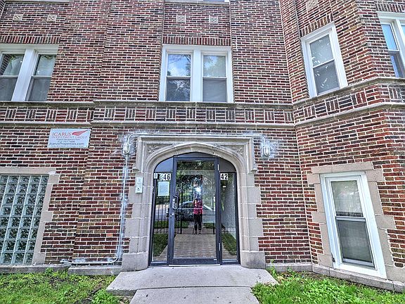 3rd image of 7842-7846 S Oglesby Ave #7842-3