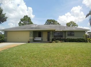 18201 Heather Rd, Fort Myers, FL 33967