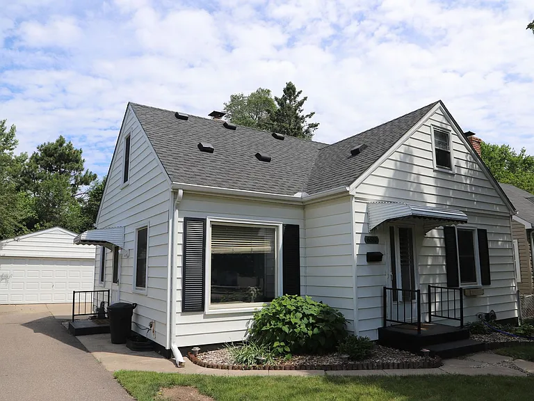 6510 Cedar Lake Rd S — Photo 12