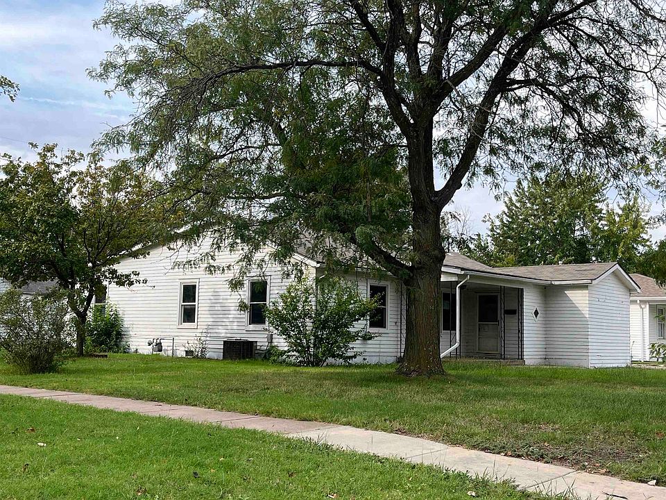 1st image of 1701 W 30th St S