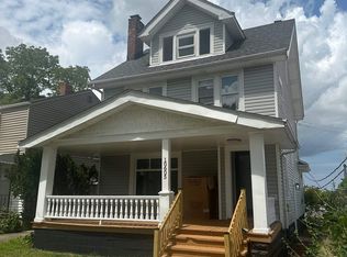 10605 Park Heights Ave, Garfield Heights, OH 44125
