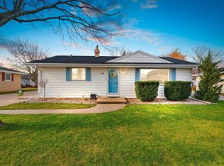 319 S Matthias St, Appleton, WI 54915