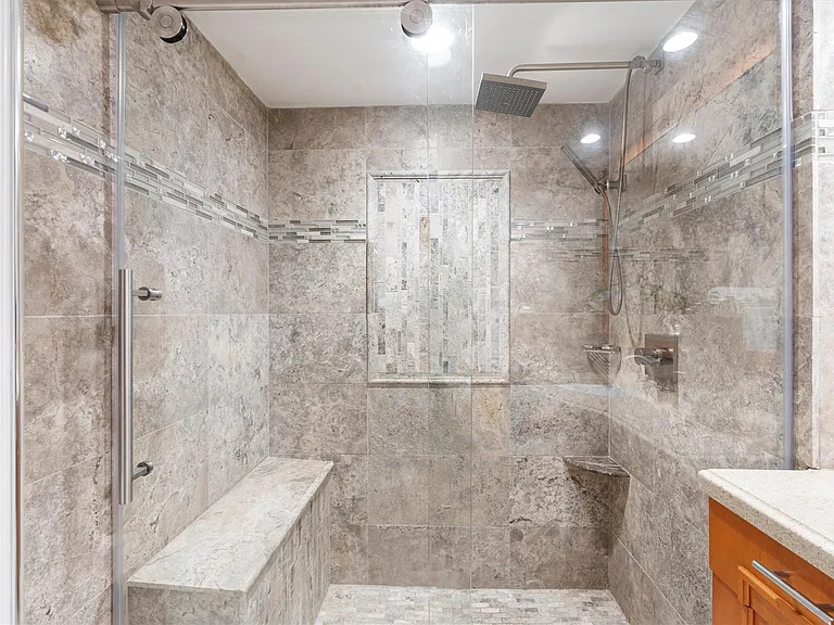 4100 Galt Ocean Dr #610 — Photo 31