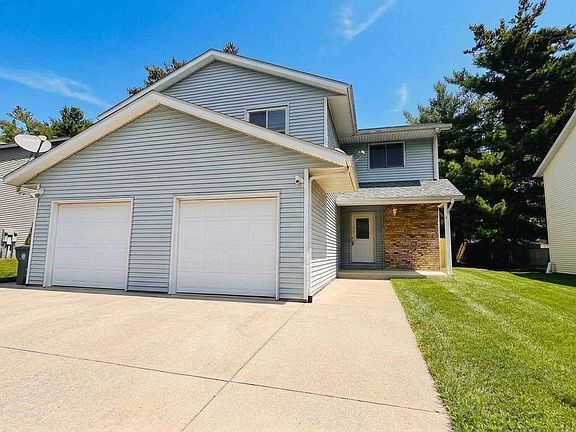 2nd image of 431 S Village Ct