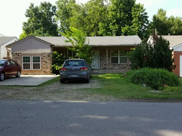1123 W Apache St, Norman, OK 73069