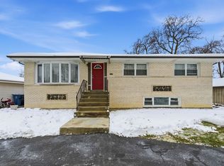 7811 W 102nd St, Palos Hills, IL