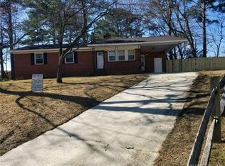 5323 Sierra Ct, Fayetteville, NC 28303