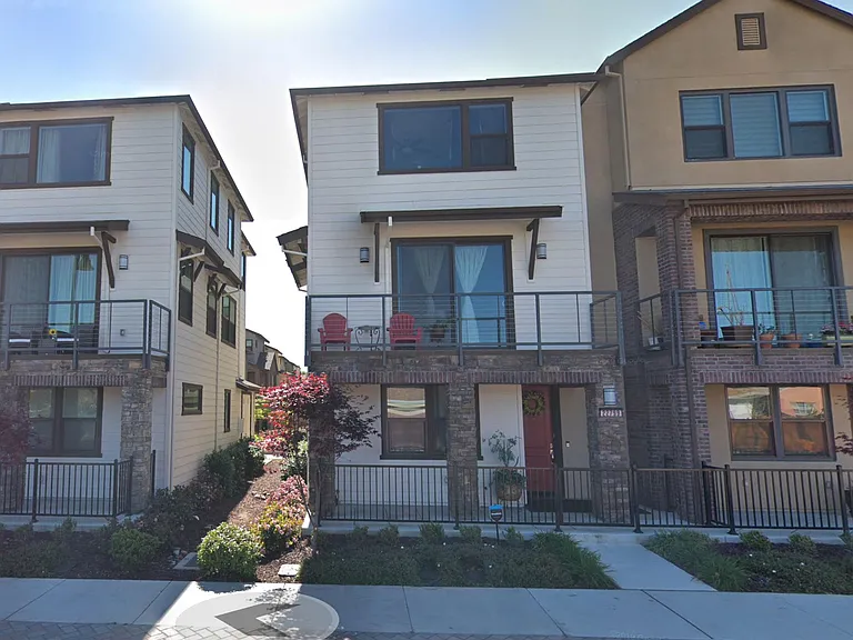 22799 Filbert St — Photo 8
