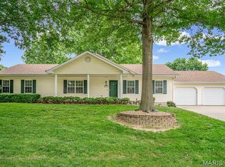 610 Spartan Dr, Sparta, IL 62286