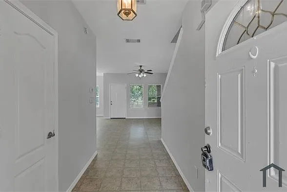 3 bed, 1525 sqft, $1,750 — Photo 4