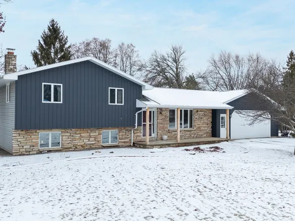 5 Oriole Ct, Appleton, WI 54915