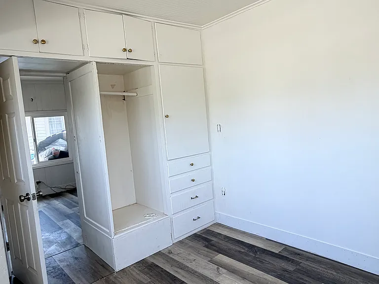 1711 Cherry St — Photo 8