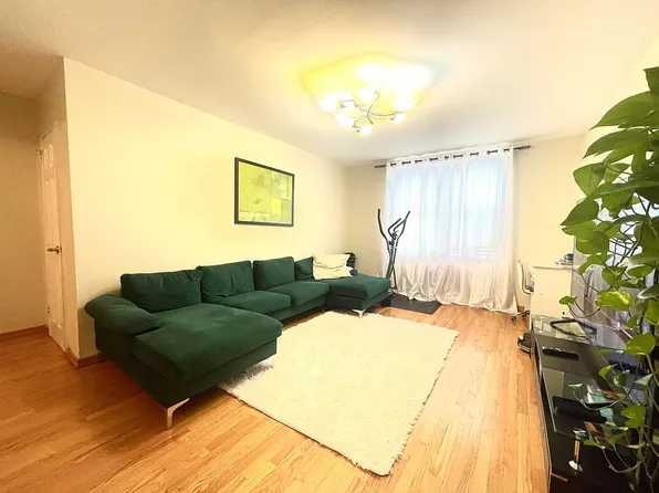 2906 Brighton 12 St #2C, Brooklyn, NY 11235