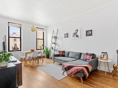 87 E 2nd St APT 4C, Manhattan, NY, 10003