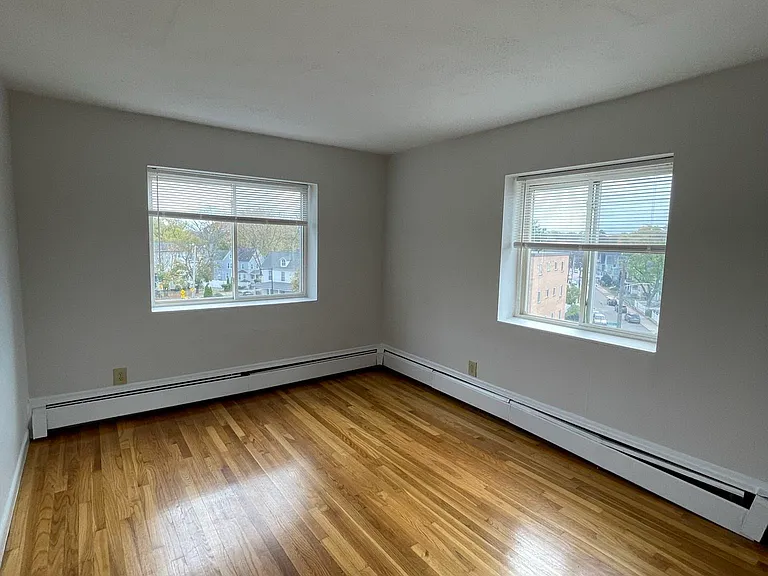 731 River St — Photo 11