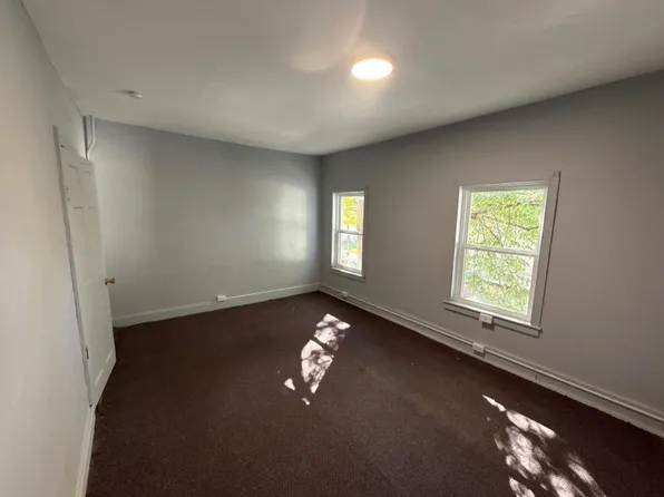 229 S Penn St, York, PA 17401