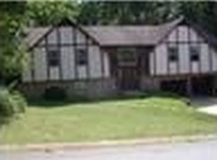 709 Brooks Rd, Mauldin, SC 29662