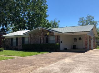 1206 Apple St, Vidalia, LA 71373