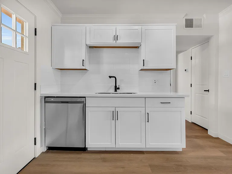 3102 E Campbell Ave #1 — Photo 4