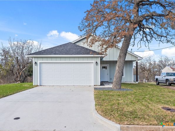 1009 Saint Louis St, Gatesville, TX 76528