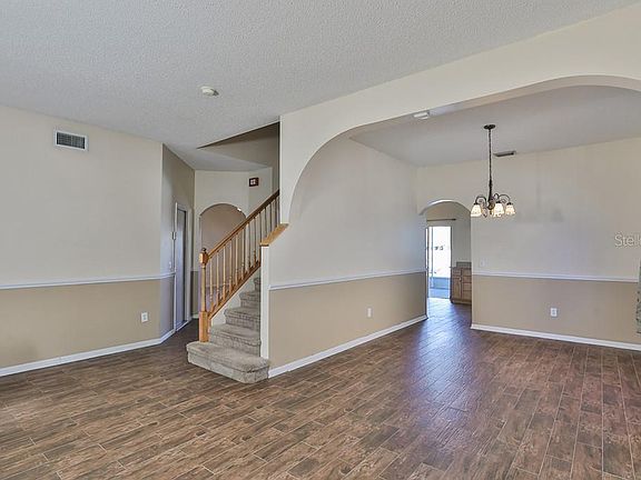 2nd image of 12621 Longcrest Dr