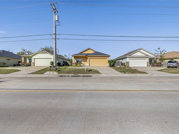 4th image of 930 W 28th St