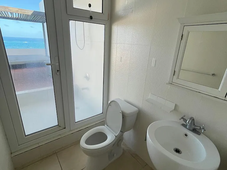 2305 Laurel #1014 — Photo 12