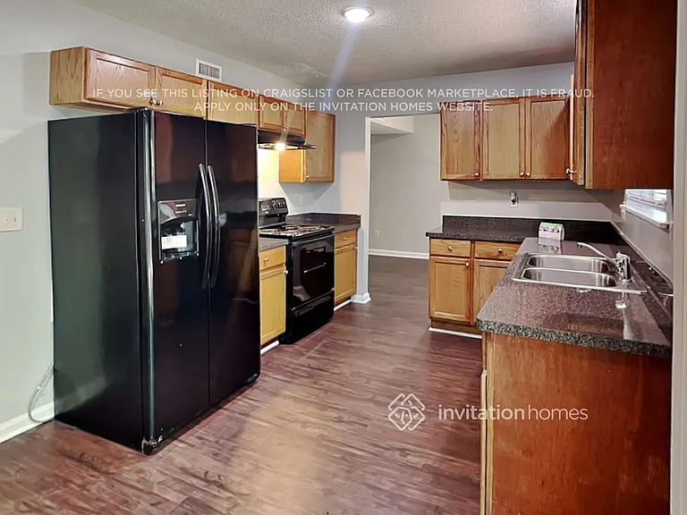 7025 Markway Dr — Photo 8