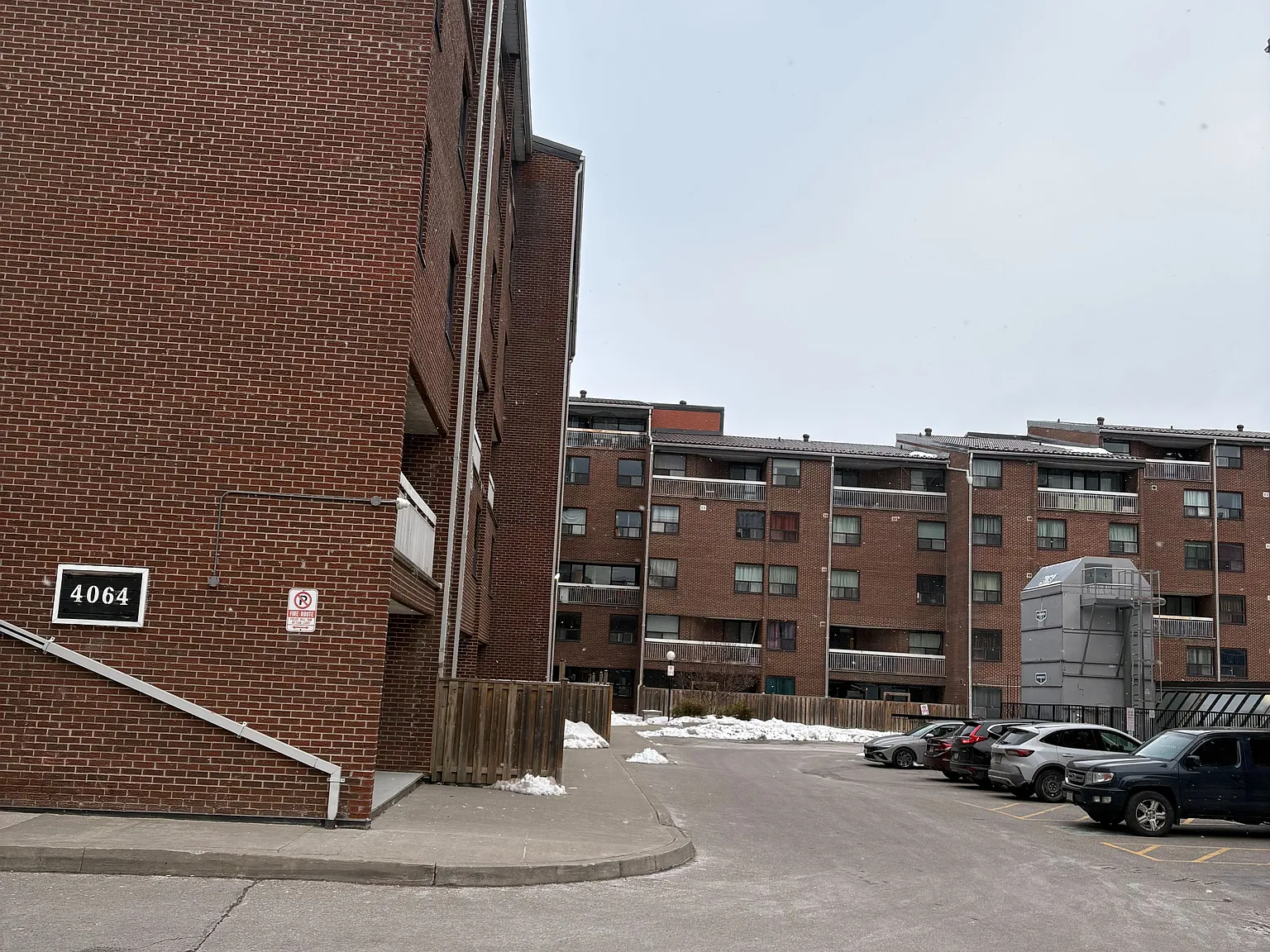 2 bed, $2,300 — Photo 2