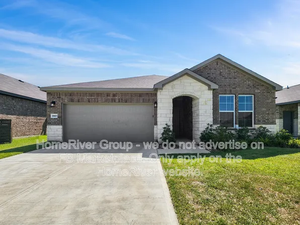 2007 Spyglass Dr, Navasota, TX 77868