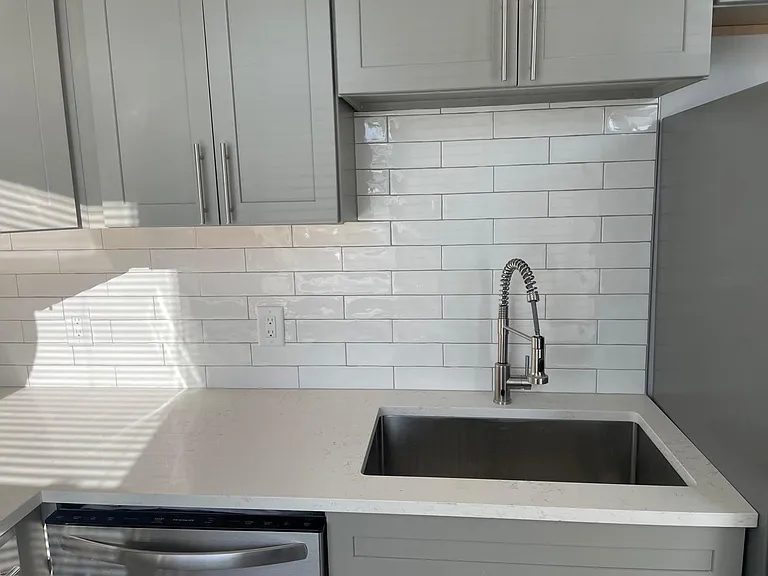 216 Findlay St #1 — Photo 19