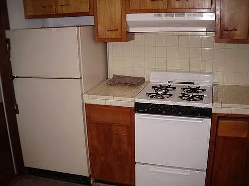 1328 Jackson Avenue - Unit O — Photo 4