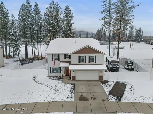 6891 W Christine St, Rathdrum, ID 83858