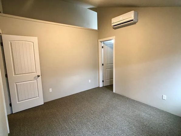 975 Siskiyou Blvd #975