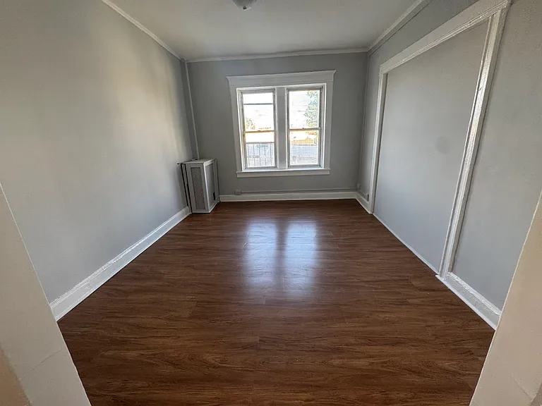 239 Beacon Ave #10 — Photo 6