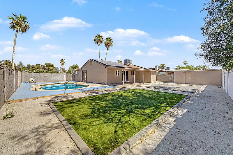 13608 N 41st Pl