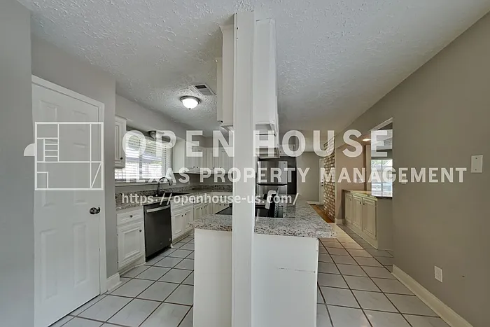 12706 Pantano Dr — Photo 7