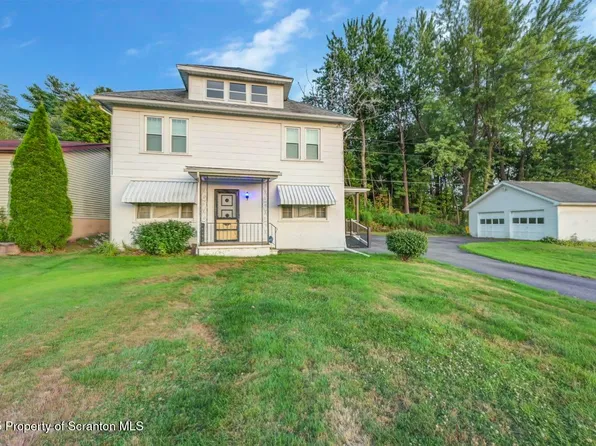 1050 Beech St, Archbald, PA 18403