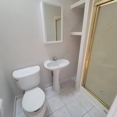 Rented by Yup Realty LLC | media 28