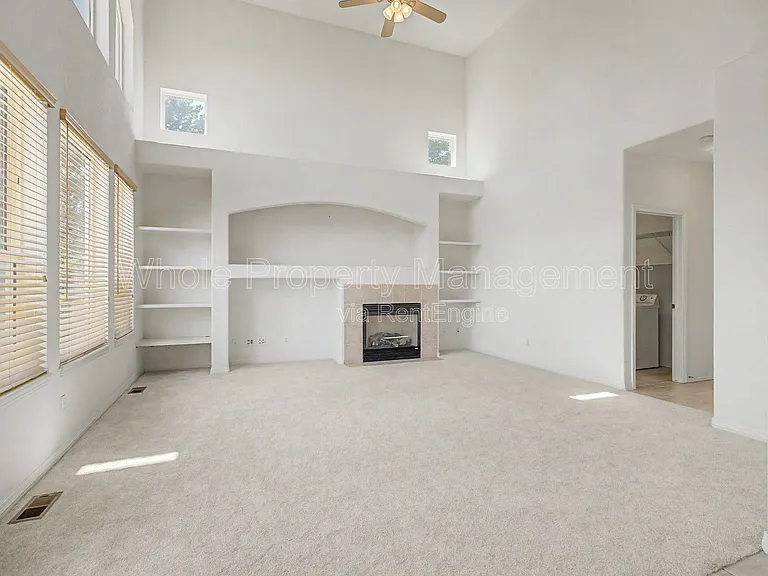 11081 Independence Cir W — Photo 10