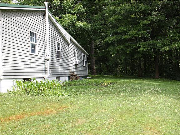 4th image of 62010 Pikeview Dr