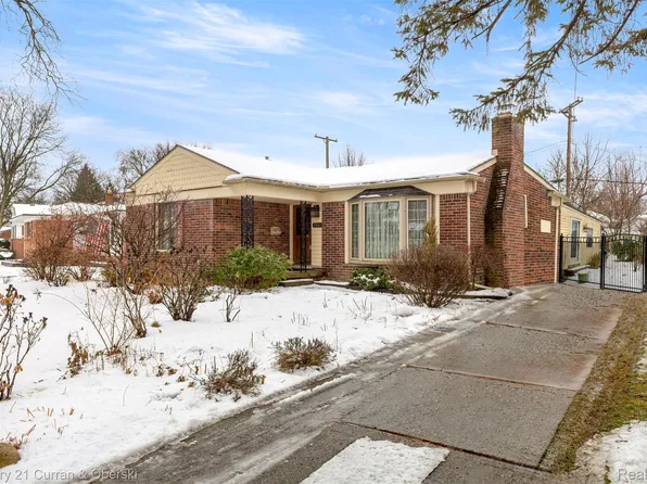 7941 N Charlesworth St, Dearborn Heights, MI 48127