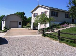 6520 Burkart Rd, Zanesville, OH 43701