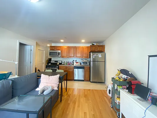 Rented by NY Space Finders Inc. | media 3