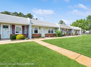 6 Regent Cir, Brick, NJ 08723