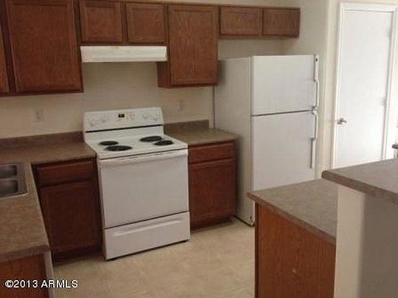 3rd image of 15351 W Hope Dr